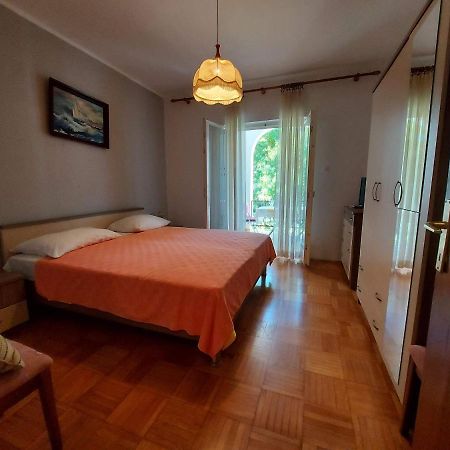 Apartments Fam Tomasic Baška Εξωτερικό φωτογραφία