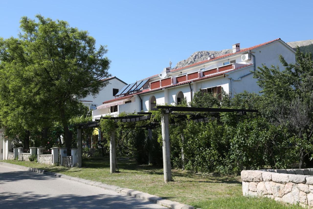Apartments Fam Tomasic Baška Εξωτερικό φωτογραφία