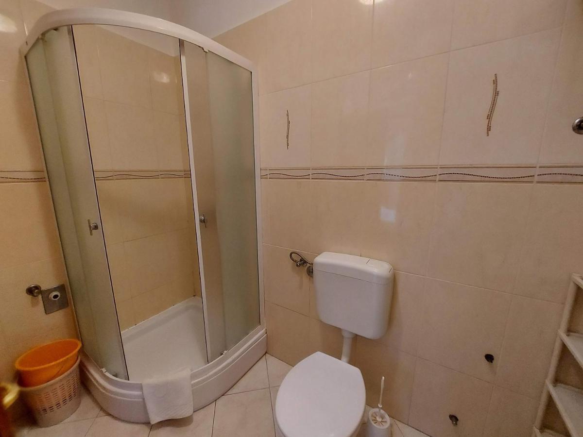 Apartments Fam Tomasic Baška Εξωτερικό φωτογραφία